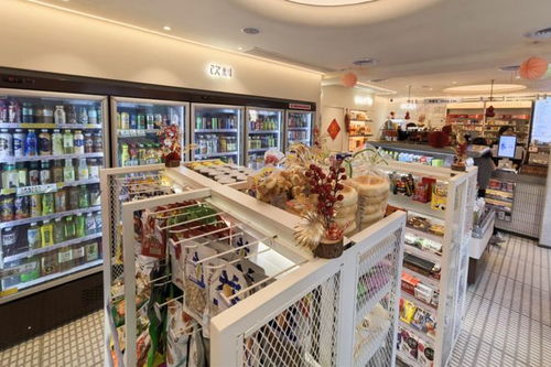 愚園路老店新生 日用百貨里的時(shí)光記憶與潮流碰撞